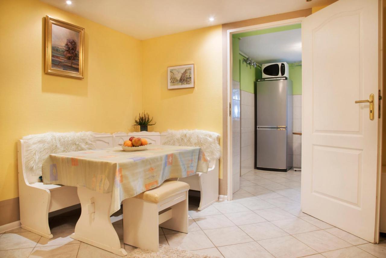 Gorska Kraina Apartment Bielsko-Biala Bagian luar foto
